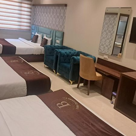 Hotel Blossom Inn Amritsar Esterno foto