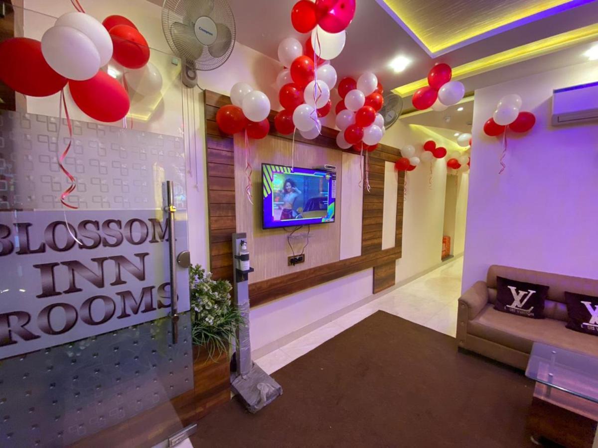 Hotel Blossom Inn Amritsar Esterno foto