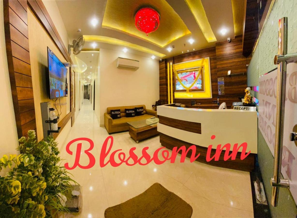 Hotel Blossom Inn Amritsar Esterno foto