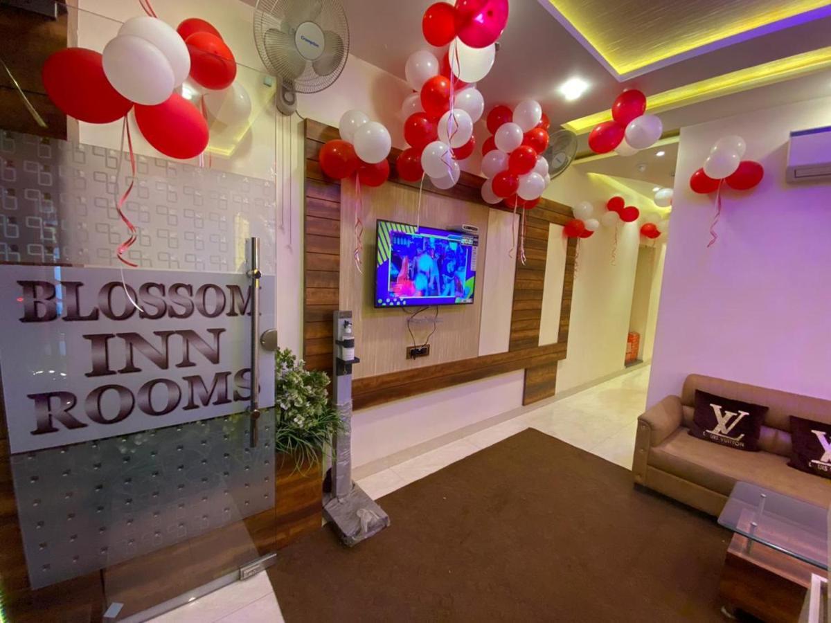 Hotel Blossom Inn Amritsar Esterno foto
